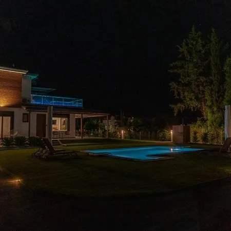 Villa Lobster *