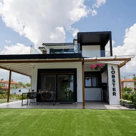 Lobster Villa